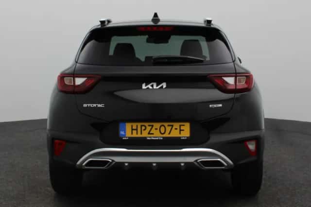 Kia Stonic (2025) thumbnail 5
