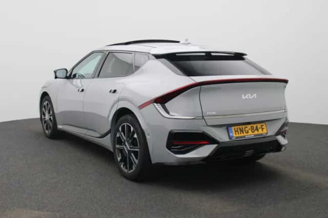 Kia EV6 (2025) thumbnail 2
