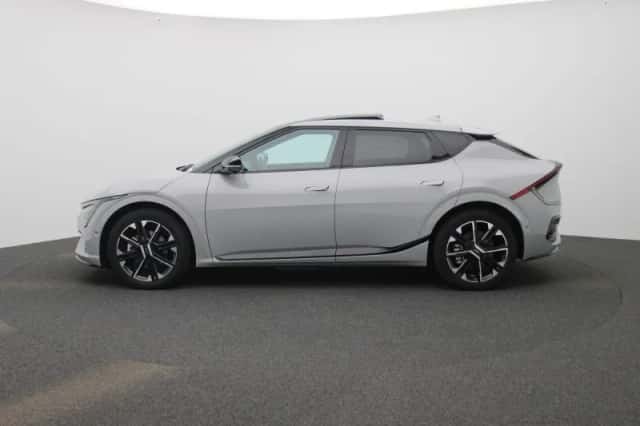 Kia EV6 (2025) thumbnail 4