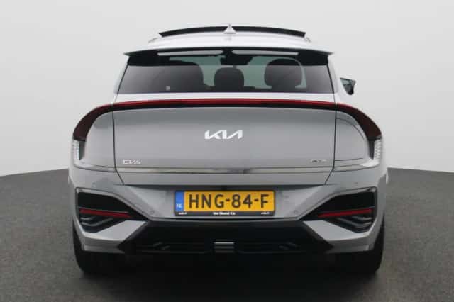 Kia EV6 (2025) thumbnail 5