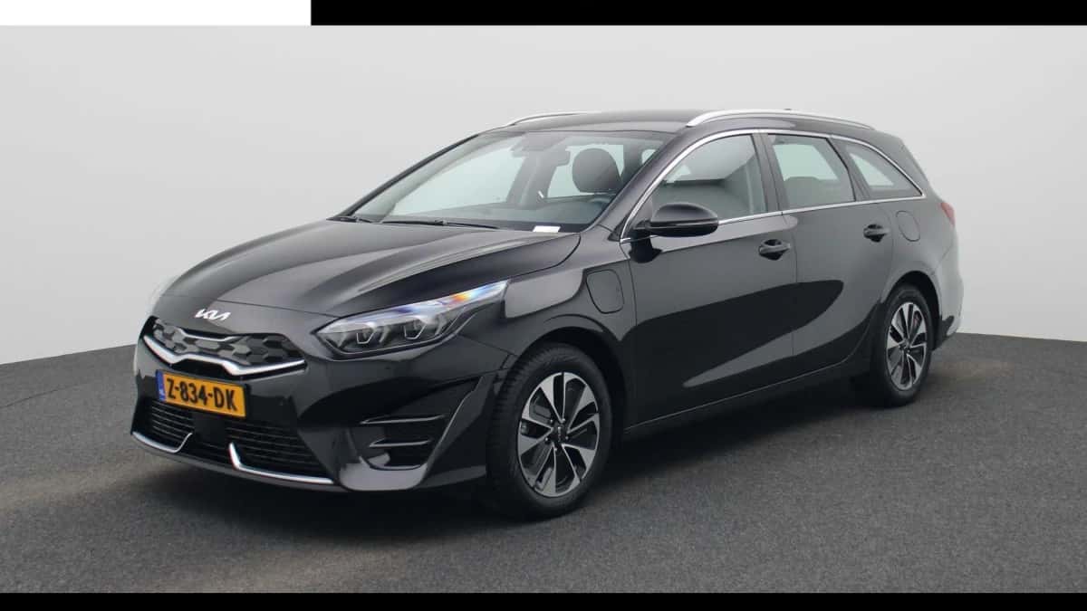Kia Ceed Sportswagon — foto 1