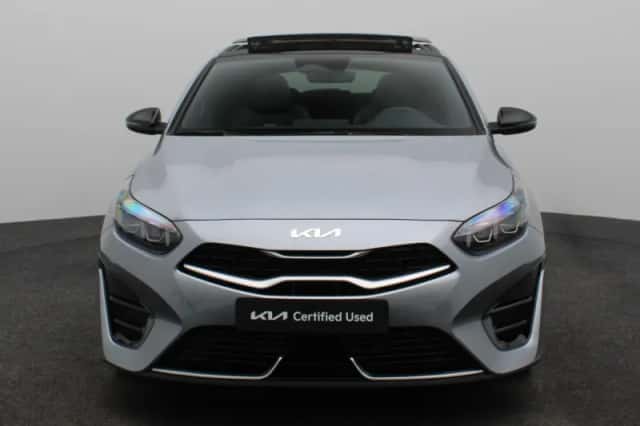 Kia Proceed (2025) thumbnail 3
