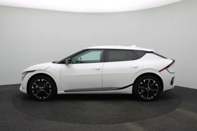 Kia EV6 (2025) thumbnail 4