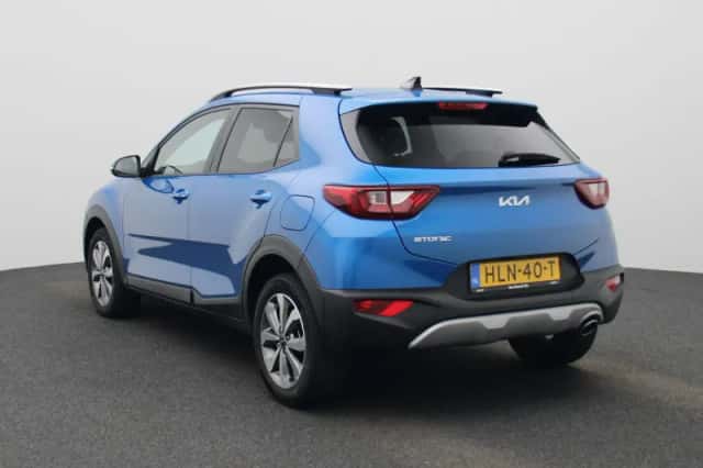 Kia Stonic (2025) thumbnail 2