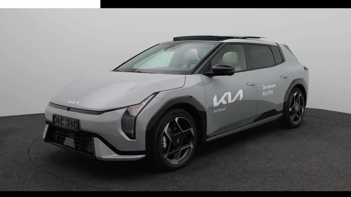 Kia EV4 — foto 1