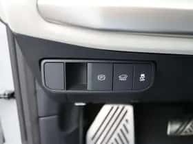 Kia EV4 thumbnail 25