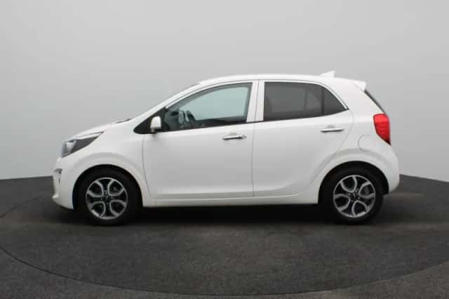 Kia Picanto (2023) thumbnail 4