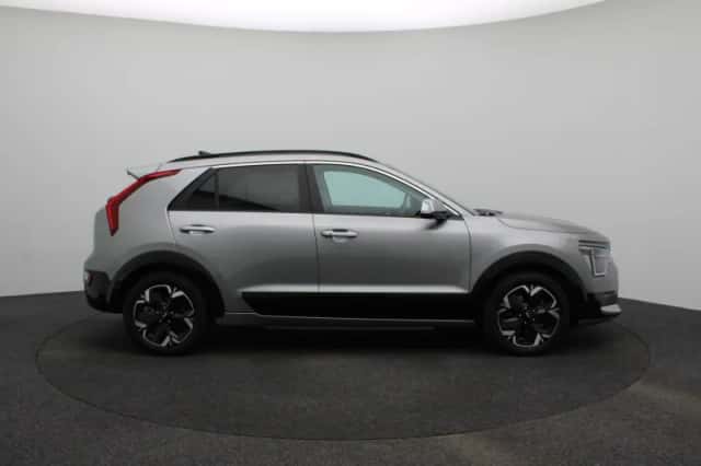 Kia Niro EV (2025) thumbnail 6