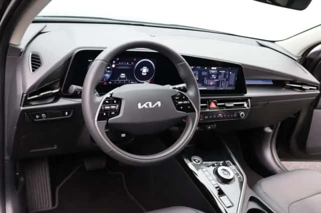 Kia Niro EV (2025) thumbnail 3