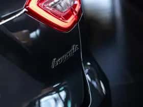 Maserati Levante thumbnail 25