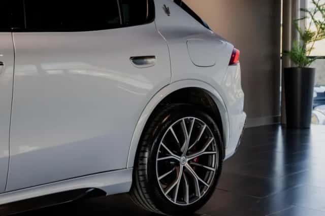 Maserati Grecale (2023) thumbnail 4
