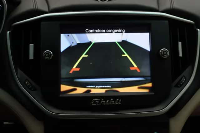 Maserati Ghibli (2013) thumbnail 17