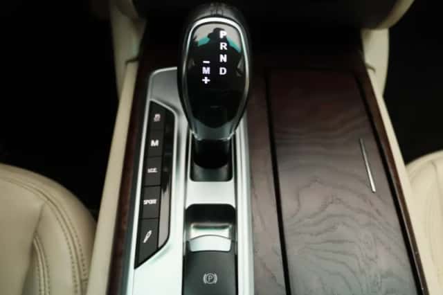 Maserati Ghibli (2013) thumbnail 9