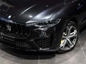 Maserati Levante thumbnail 2
