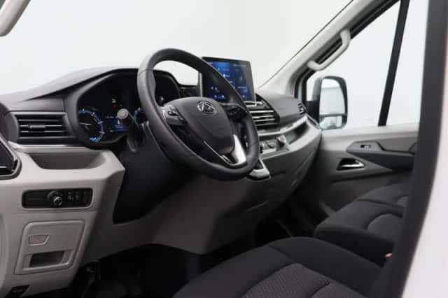 Maxus eDeliver9 (2023) thumbnail 5