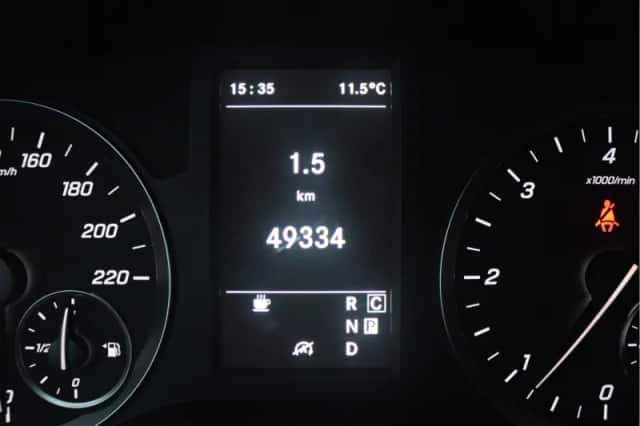 Mercedes-Benz Vito (2023) thumbnail 6