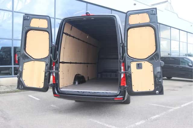 Mercedes-Benz Sprinter (2024) thumbnail 3