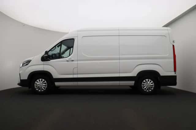 Maxus eDeliver9 (2025) thumbnail 2