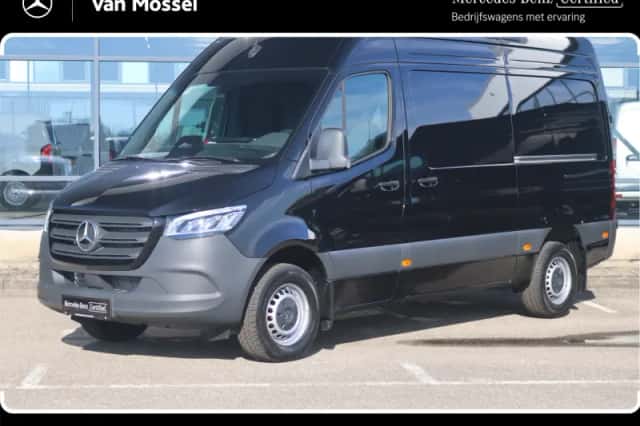 Mercedes-Benz Sprinter (2024) thumbnail 1