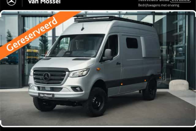 Mercedes-Benz Sprinter (2025) thumbnail 1