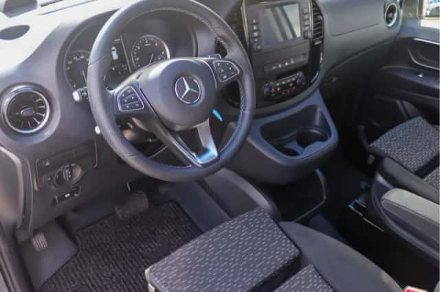 Mercedes-Benz Vito (2024) thumbnail 5