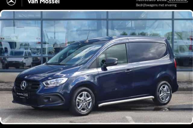 Mercedes-Benz eCitan (2025) thumbnail 1