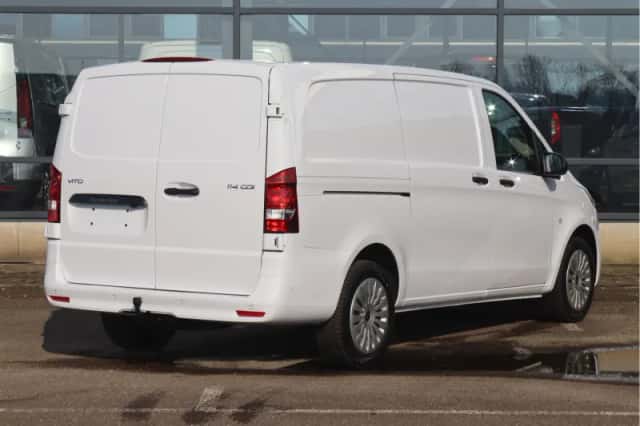 Mercedes-Benz Vito (2025) thumbnail 2