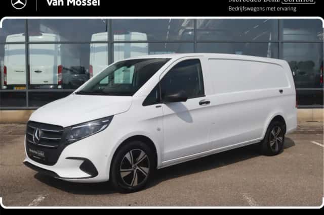 Mercedes-Benz Vito (2024) thumbnail 1