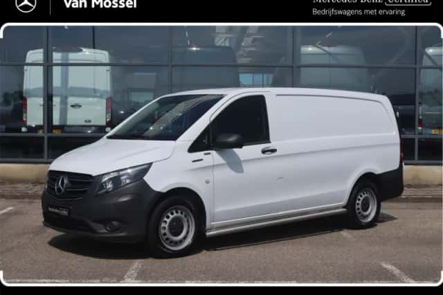Mercedes-Benz eVito (2024) thumbnail 1