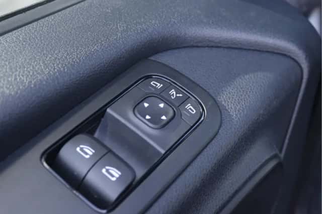 Mercedes-Benz Sprinter (2024) thumbnail 6