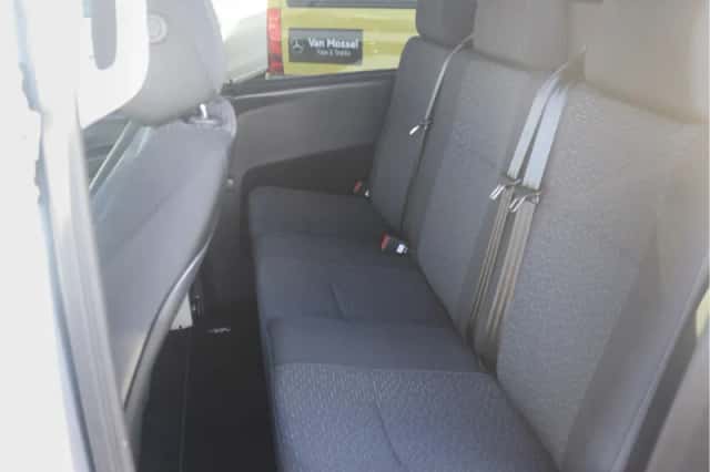Mercedes-Benz Vito (2024) thumbnail 5