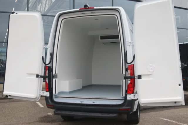 Mercedes-Benz eSprinter (2025) thumbnail 3