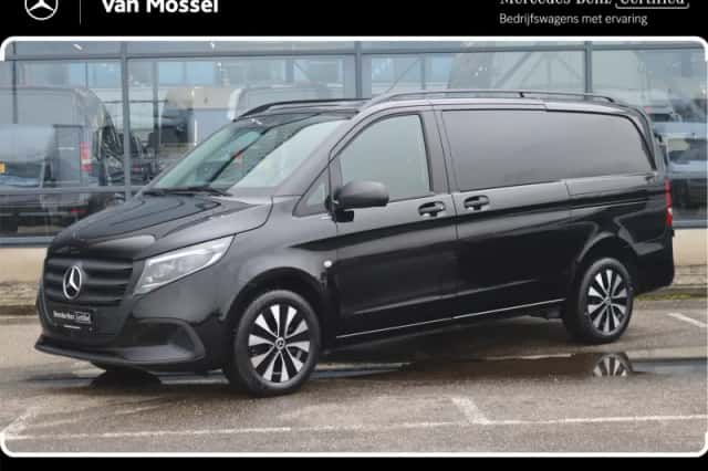 Mercedes-Benz Vito (2024) thumbnail 1