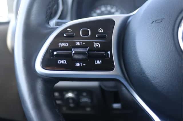 Mercedes-Benz eCitan (2023) thumbnail 6