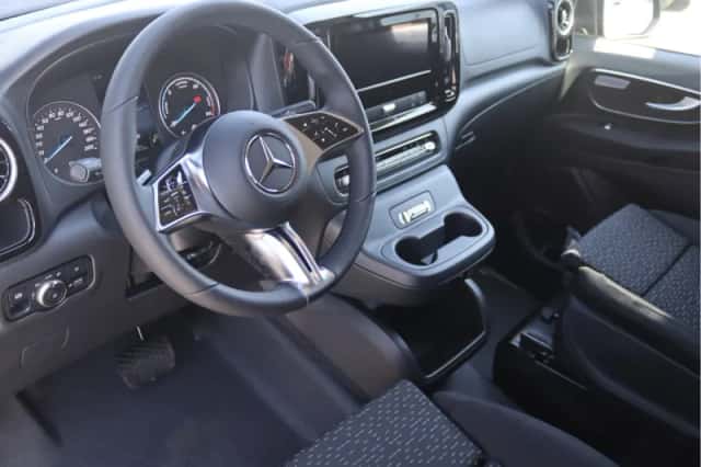 Mercedes-Benz eVito (2026) thumbnail 4