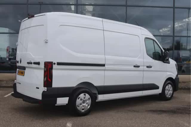 Renault Master (2026) thumbnail 2