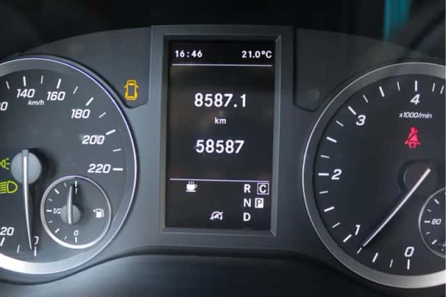 Mercedes-Benz Vito (2023) thumbnail 5