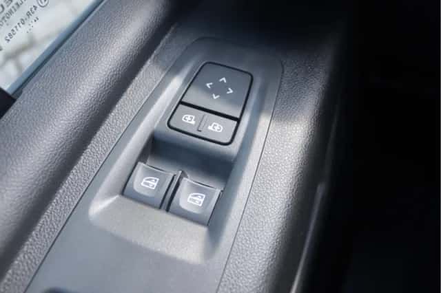 Nissan Interstar (2026) thumbnail 6