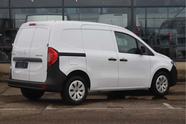 Mercedes-Benz Citan (2026) thumbnail 2