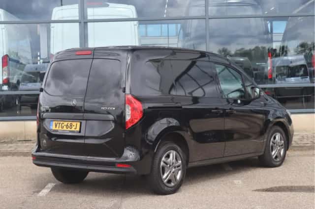 Mercedes-Benz Citan (2023) thumbnail 2