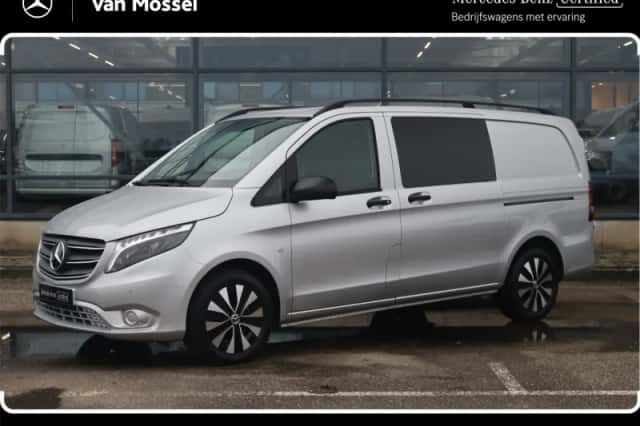 Mercedes-Benz Vito (2024) thumbnail 1