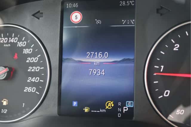 Mercedes-Benz Vito (2024) thumbnail 6