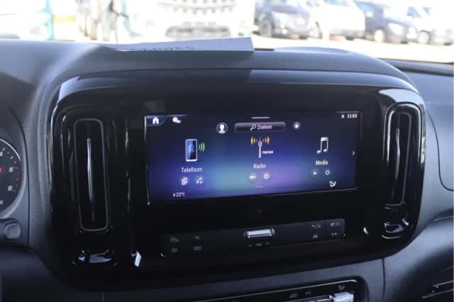 Mercedes-Benz Vito (2025) thumbnail 6