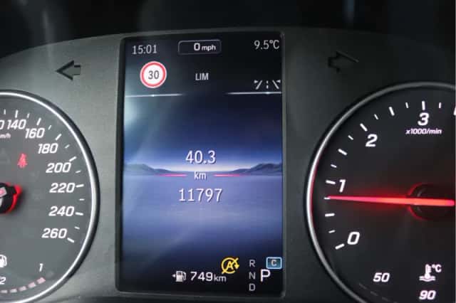 Mercedes-Benz Vito (2024) thumbnail 6