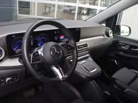 Mercedes-Benz EQV thumbnail 3
