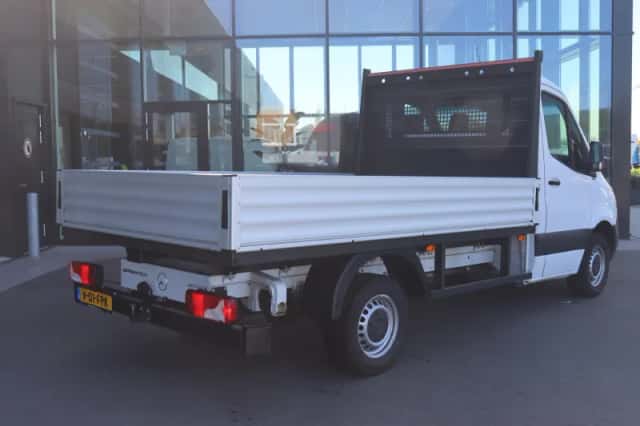 Mercedes-Benz Sprinter (2024) thumbnail 2