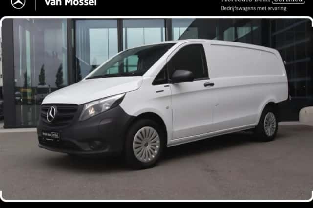 Mercedes-Benz eVito (2024) thumbnail 1