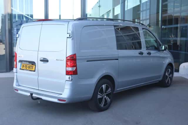 Mercedes-Benz Vito (2024) thumbnail 2