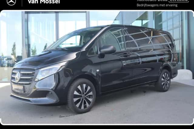 Mercedes-Benz Vito (2024) thumbnail 1