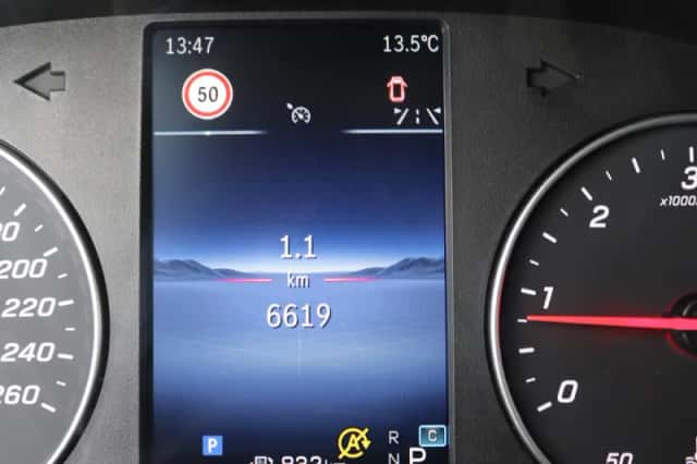 Mercedes-Benz Vito (2024) thumbnail 6
